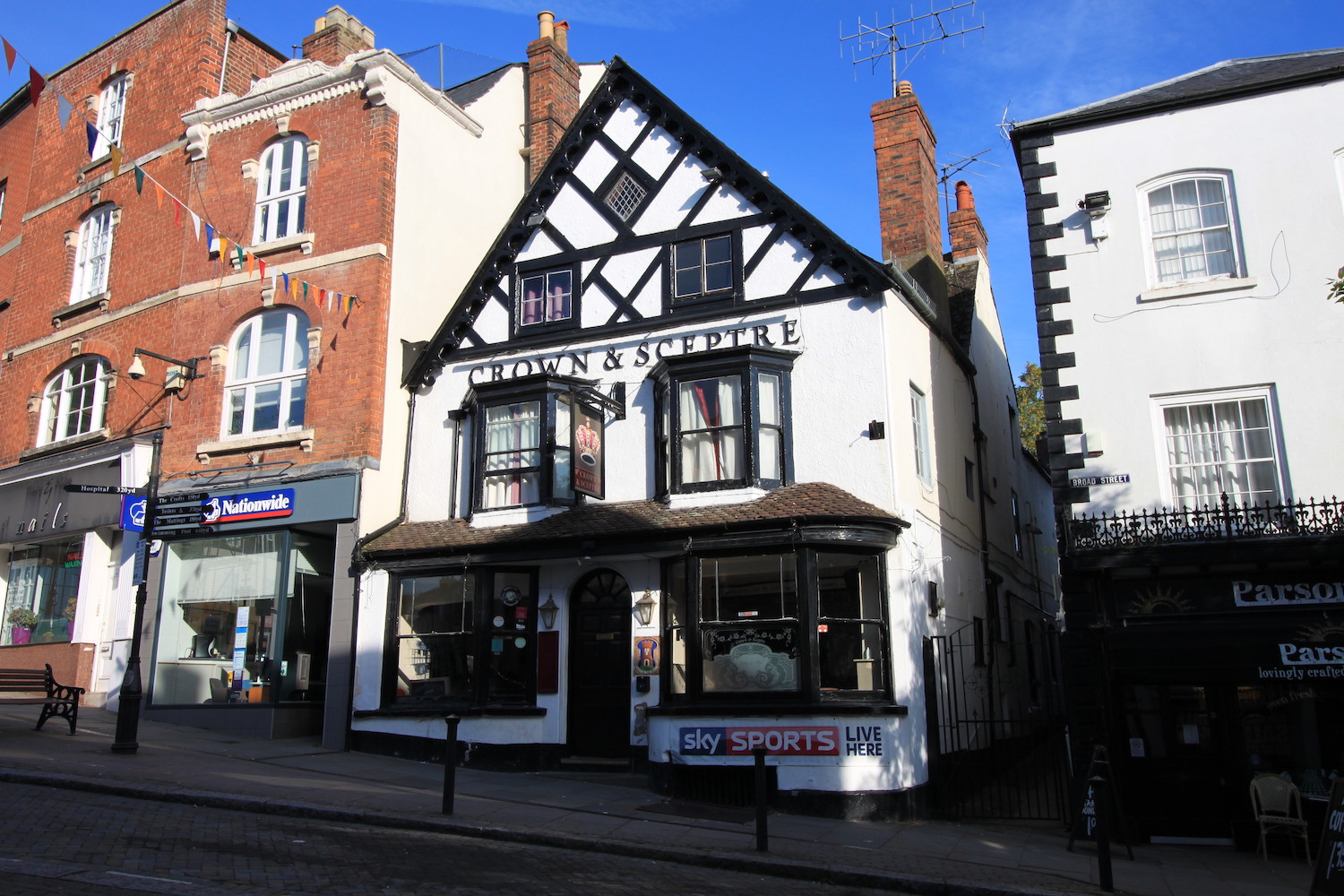 The Crown and Sceptre, Ross on Wye